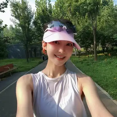 杜博芳